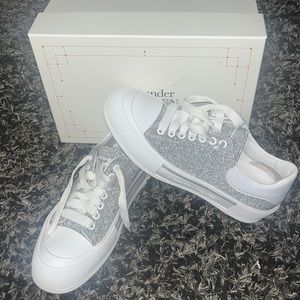 Alexander McQueen sneakers in great condition!!!